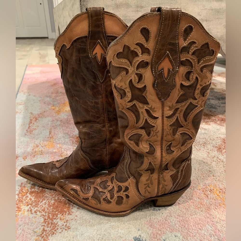 Corral Vintage Cowboy Boots